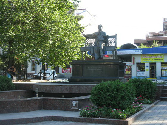 Памятник А.С. Пушкину в Новороссийске