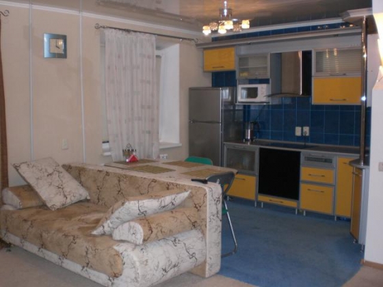 3 комнатная в Таганроге посуточно (Азовское море)