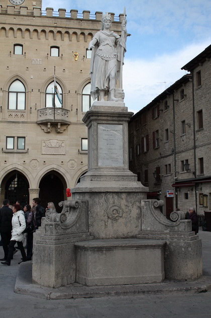 Статуя Свободы Сан-Марино