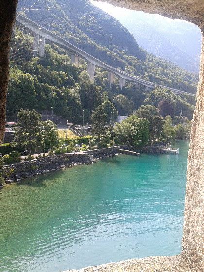 Шильонский замок в Швейцарии